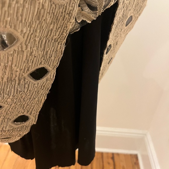 FLIRTY CHIFFON SKIRT - Picture 2 of 3